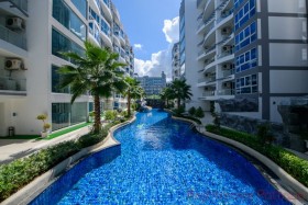 Grand Avenue Residence Condo In Central Pattaya