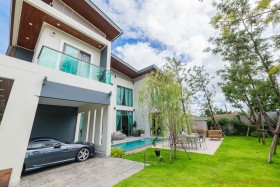 98 Lake Ville House In East Pattaya