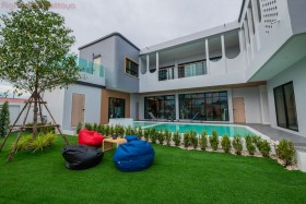 My Room Pool Villa Huay Yai - Pattaya House In Huay Yai