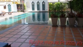 2 Beds Condo For Sale In Jomtien-Paradise Residence 2