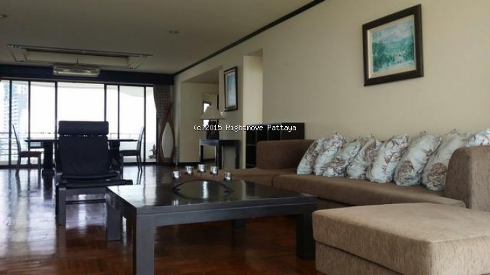 3 Bedrooms Condo For Rent In Pratumnak - Royal Cliff Garden #CR1309