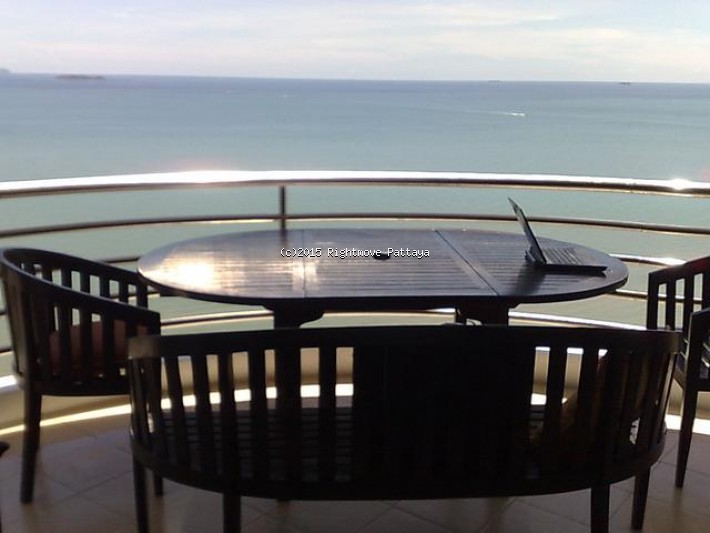 3 Bedrooms Condo For Rent In Pratumnak - Royal Cliff Garden #CR1309