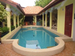 5 Beds House For Sale In East Pattaya-Not In A Village