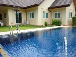 3 Beds House For Sale In East Pattaya - Park Hill 1