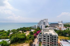 Studio Condo For Rent In Pratumnak - Cosy Beach View