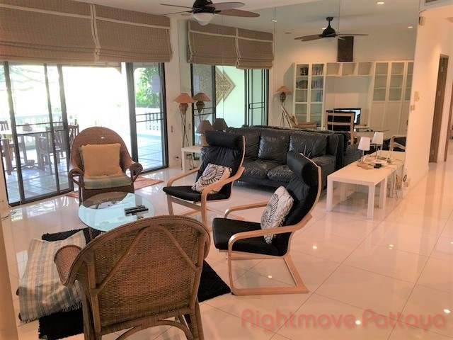 2 ห้องนอน คอนโด สำหรับเช่า ใน นาจอมเทียน - Baan Somprasong #CR2046