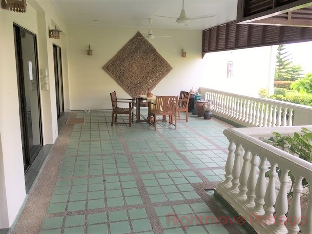 2 ห้องนอน คอนโด สำหรับเช่า ใน นาจอมเทียน - Baan Somprasong #CR2046