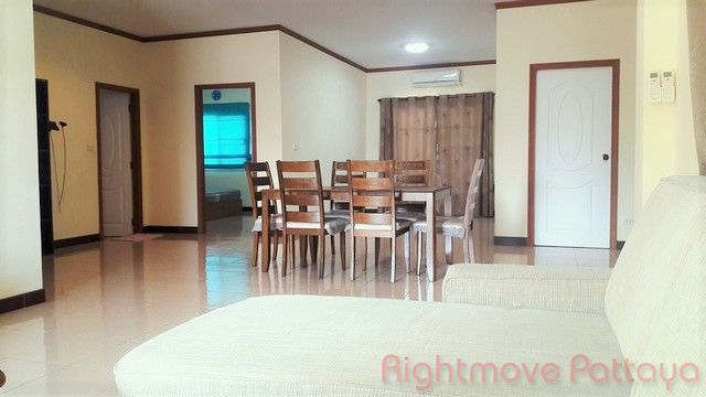 3 ห้องนอน บ้าน สำหรับเช่า ใน พัทยาตะวันออก - Tropical Village #HR1402