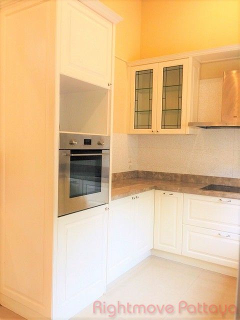 3 Bedrooms House For Rent In East Pattaya - Silk Road #HR1429