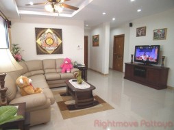 2 Beds Condo For Rent In Jomtien-Chaiyapruek Residence 1