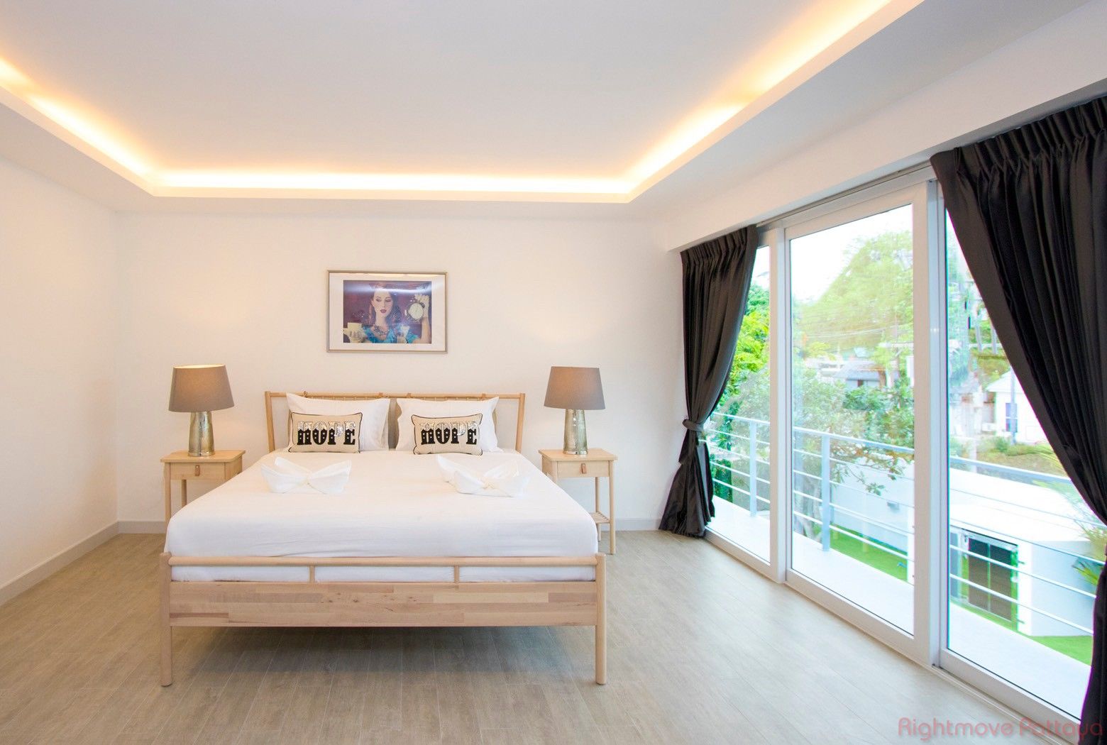 5 ห้องนอน บ้าน สำหรับขาย ใน พระตำหนัก - Not In A Village #HS2029