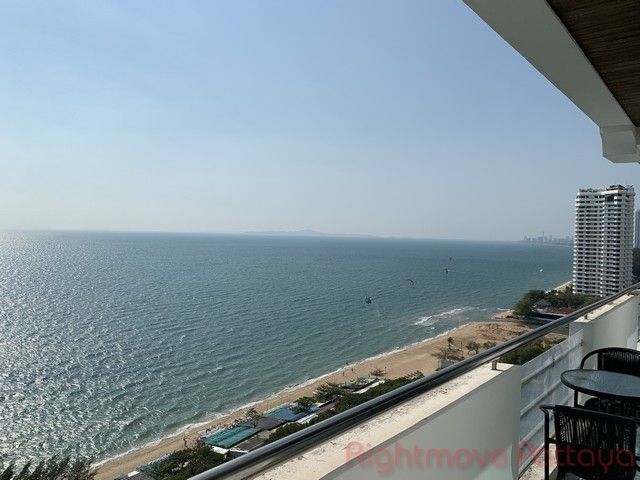 3 ห้องนอน คอนโด สำหรับขาย ใน นาจอมเทียน - Beach Villa Viphavadi #CS3198