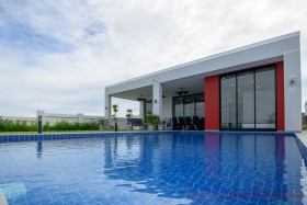 3 Beds House For Sale In East Pattaya - Siam Royal View
