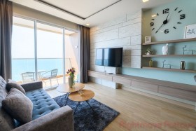 1 Bed Condo For Sale In Jomtien - Cetus Beachfront