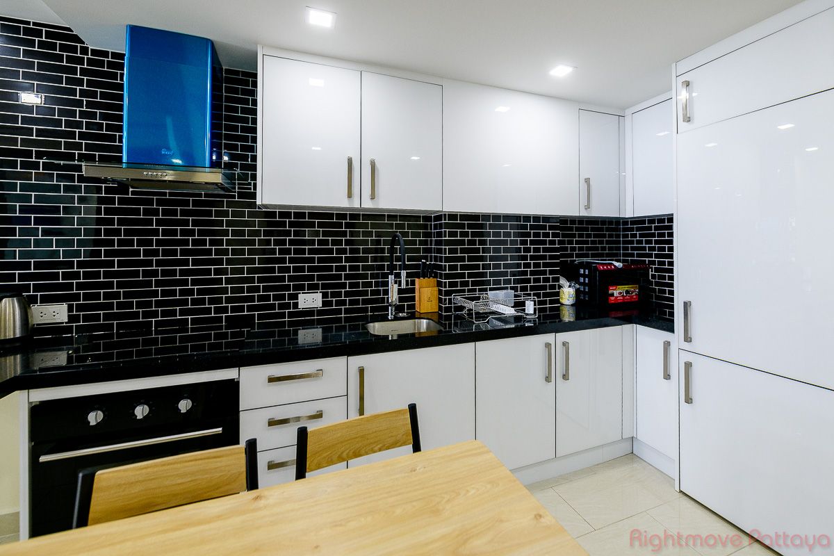 2 ห้องนอน คอนโด สำหรับเช่า ใน พัทยากลาง - Grand Avenue Residence #CR2216