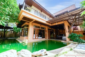 4 Beds House For Rent In Na Jomtien - Dharawadi