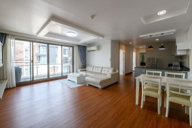 3 Beds Condo For Rent In Central Pattaya-The Urban Pattaya