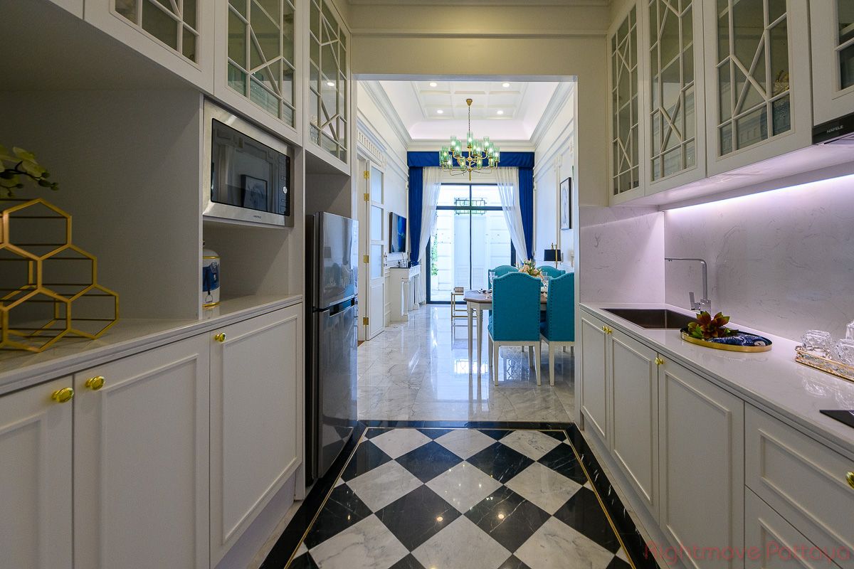 1 Bedroom Condo For Sale In Na Jomtien - Ocean Horizon Beachfront Condominium #CS4519