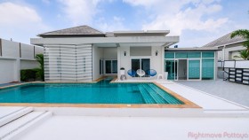 4 Beds House For Rent In East Pattaya - Patta Village