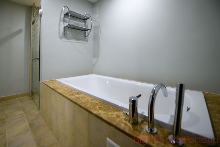 4 Bedrooms Condo For Rent In Central Pattaya - Northshore #CR2331