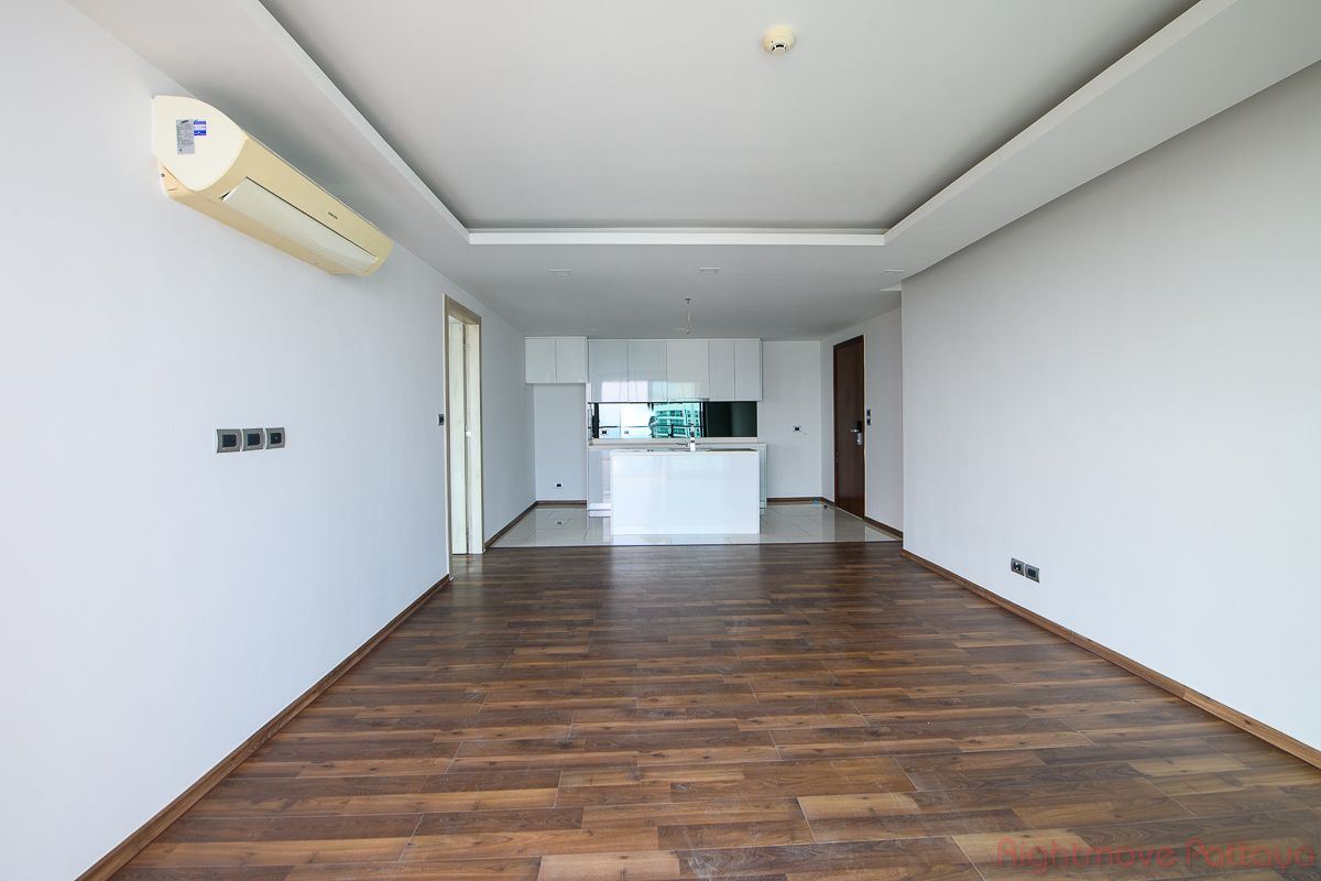1 Bedroom Condo For Sale In Pratumnak - The Peak Towers #CS4714