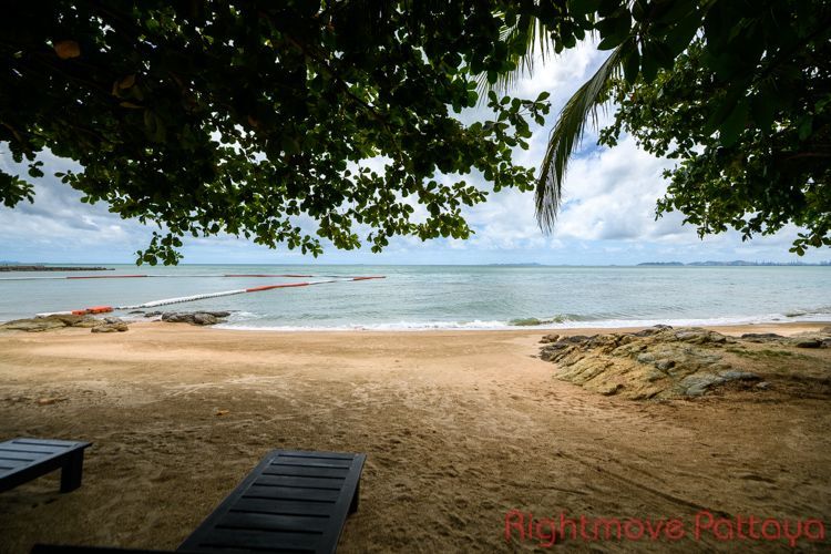 3 Bedrooms Condo For Rent In Wongamat - The Sanctuary Wongamat #CR2333