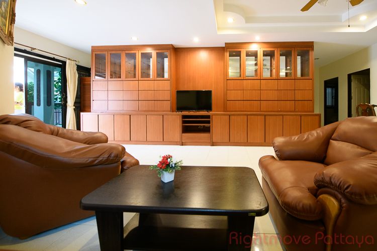 3 Bedrooms House For Rent In Central Pattaya - Pattaya Lagoon #HR1524