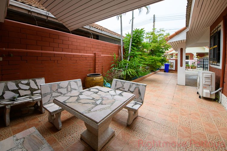 3 Bedrooms House For Rent In Central Pattaya - Pattaya Lagoon #HR1524