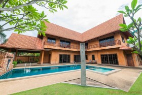 3 Beds House For Rent In East Pattaya - Lanna Villas