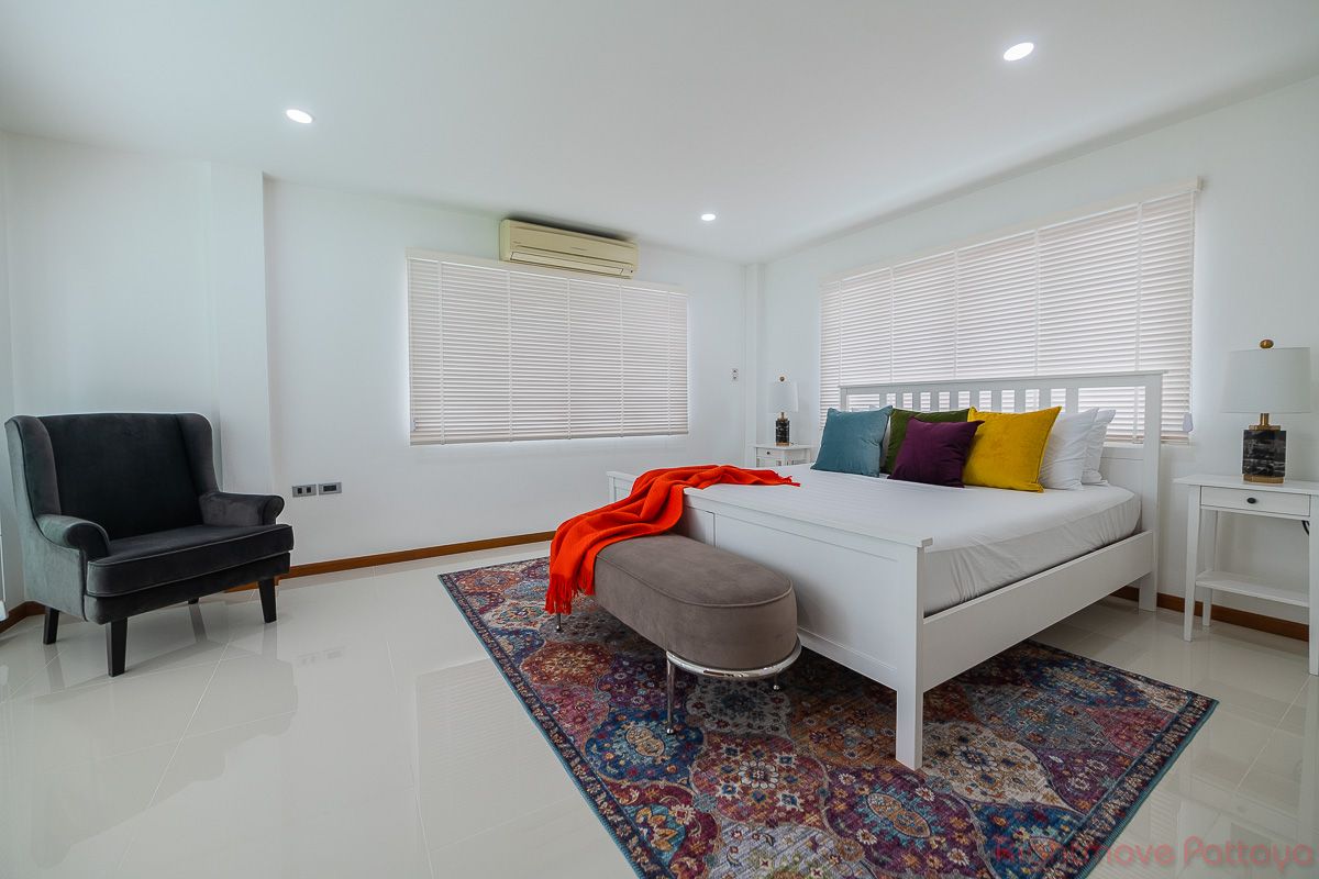 4 ห้องนอน บ้าน สำหรับเช่า ใน จอมเทียน - Casa Jomtien Village #HR1557
