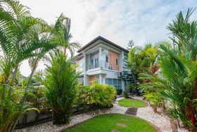 3 Beds House For Rent In East Pattaya - Patta Village