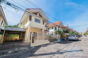 4 Beds House For Sale In Central Pattaya - Sirisa 9