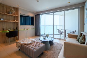 1 Bed Condo For Sale In Pratumnak - Sands