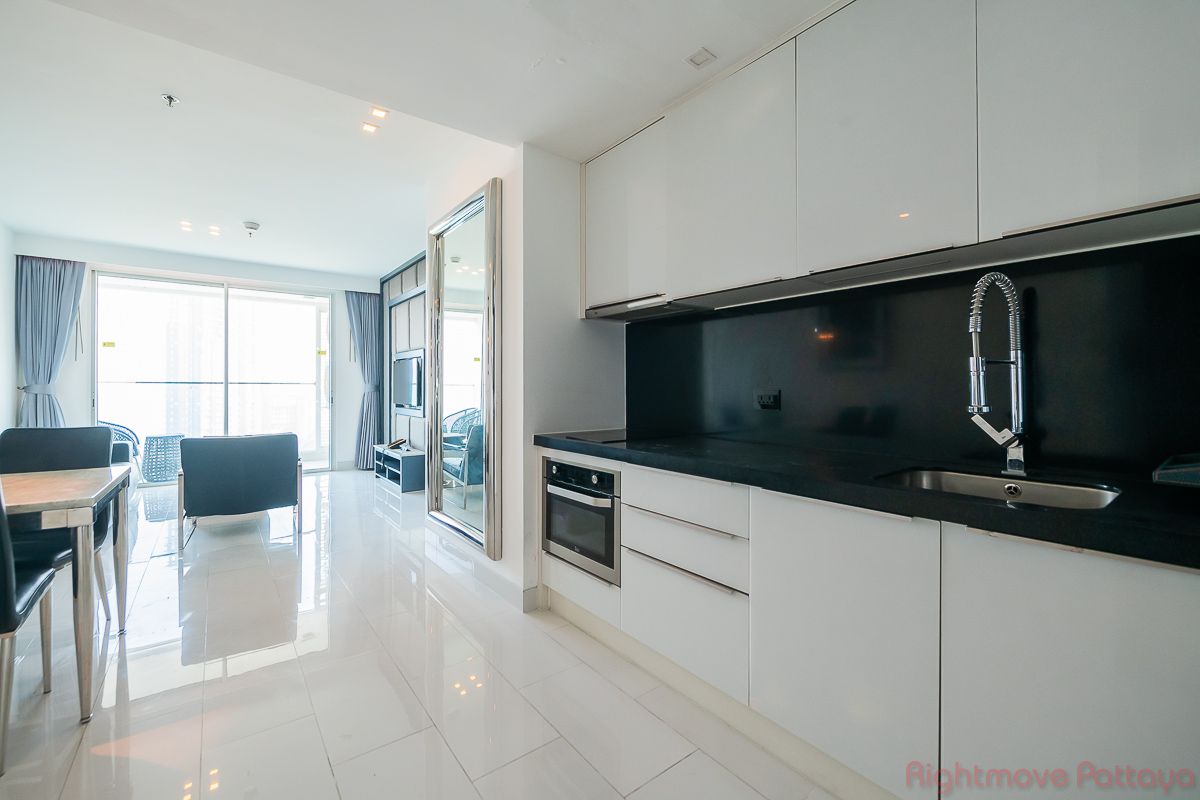 2 Bedrooms Condo For Sale In Pratumnak - Sky Residences Pattaya #CS5035