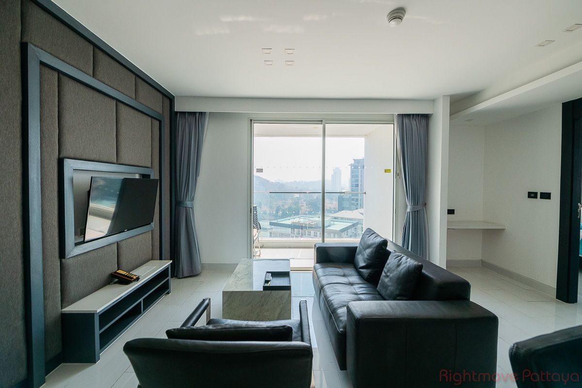 2 Bedrooms Condo For Sale In Pratumnak - Sky Residences Pattaya #CS5039