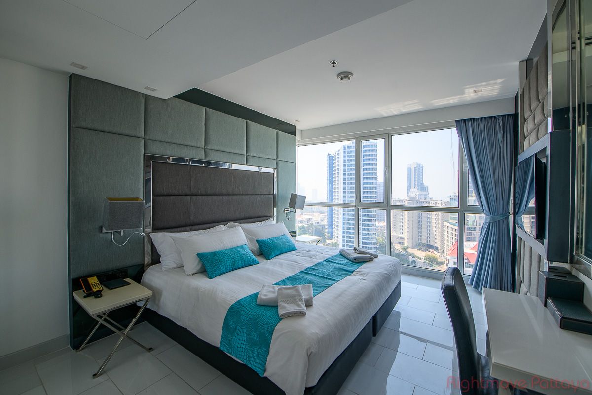 2 Bedrooms Condo For Sale In Pratumnak - Sky Residences Pattaya #CS5039