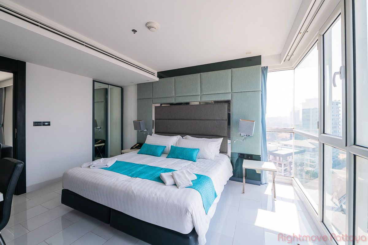 2 Bedrooms Condo For Sale In Pratumnak - Sky Residences Pattaya #CS5039