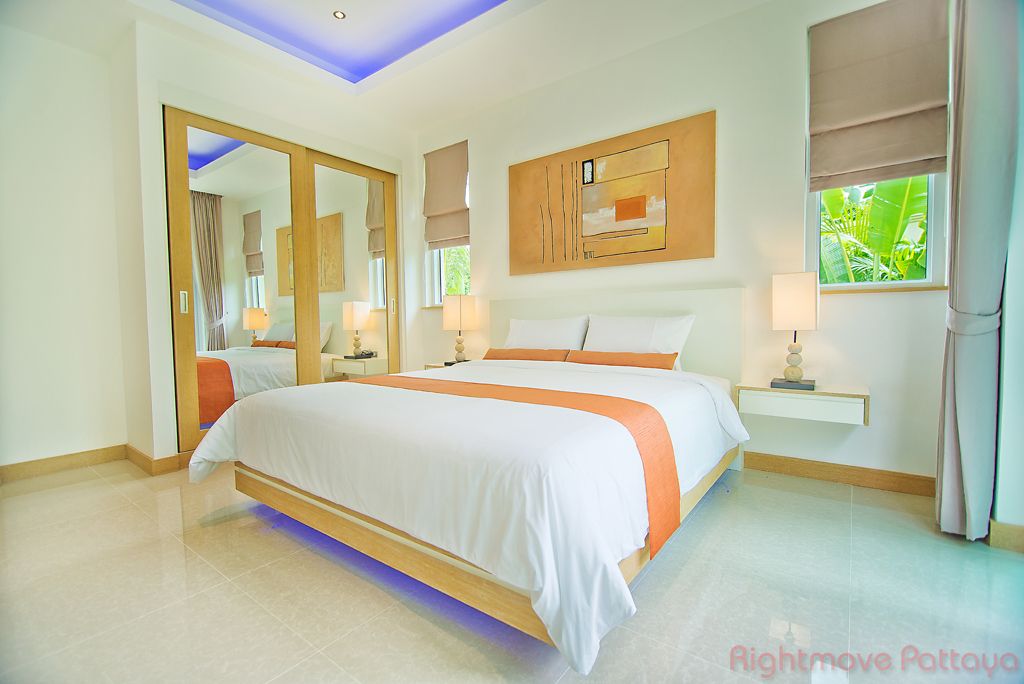 3 ห้องนอน บ้าน สำหรับเช่า ใน พัทยาตะวันออก - The Vineyards 3 #HR1582