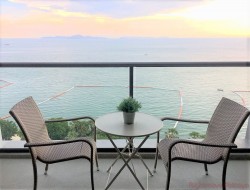 Studio Condo For Sale In Wongamat - Zire