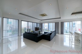 2 Beds Condo For Rent In Pratumnak - The Lofts Pratumnak