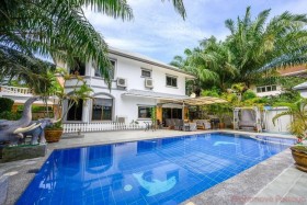 6 Beds House For Sale In Jomtien