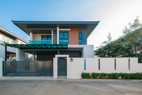 3 Beds House For Sale In East Pattaya-Patta Ville