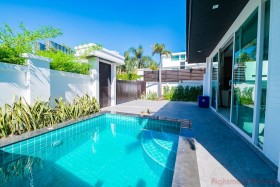 2 Beds House For Rent In Jomtien - Palm Oasis