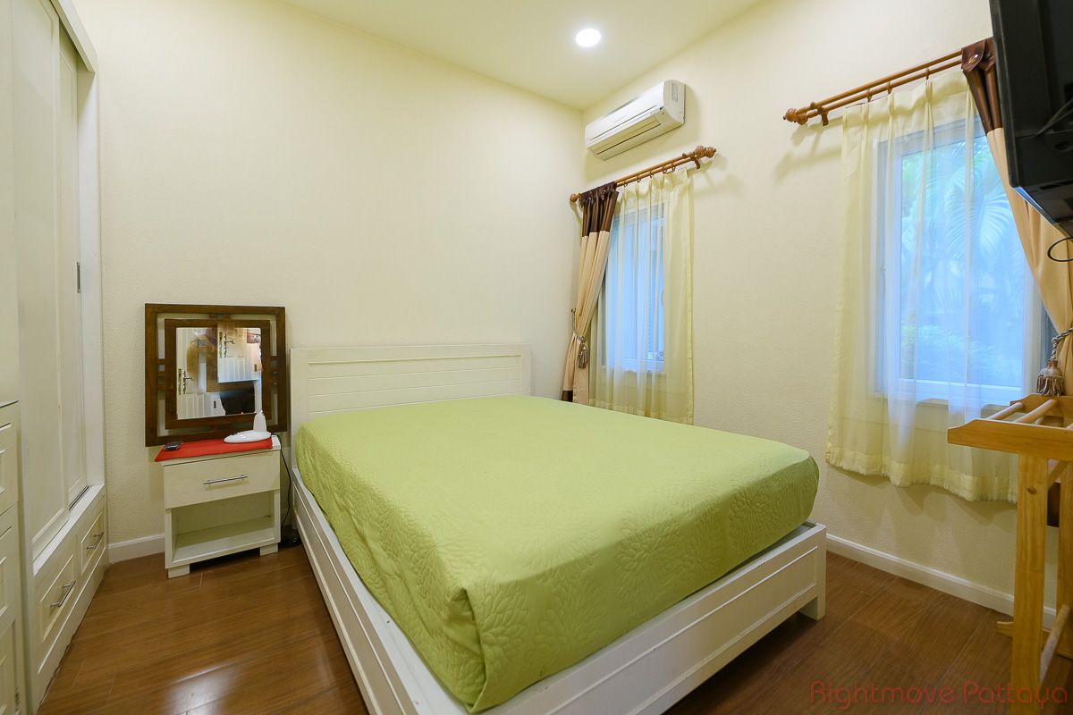 3 Bedrooms House For Rent In East Pattaya - Silk Road #HR1608