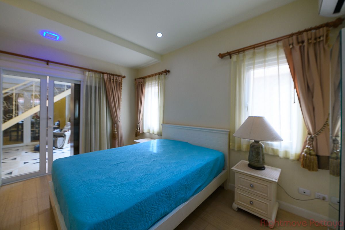 3 Bedrooms House For Rent In East Pattaya - Silk Road #HR1608