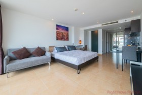 Studio Condo For Rent In Central Pattaya-Centara Avenue Residence And Suites