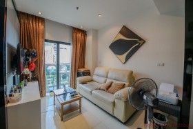 2 Beds Condo For Sale In Pratumnak - The Axis