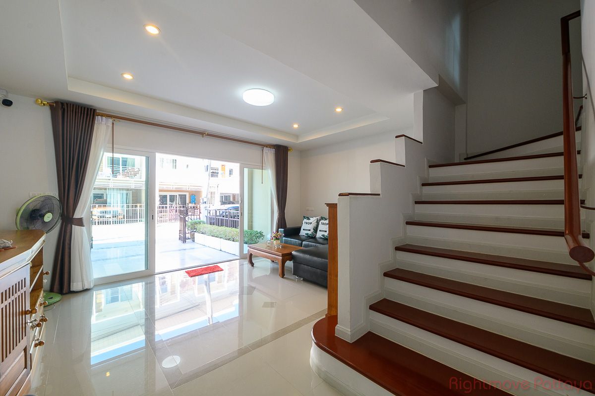 3 Bedrooms House For Rent In South Pattaya - Supalai Ville #HR1625