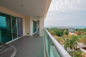 3 Beds Condo For Sale In Pratumnak - The Elegance