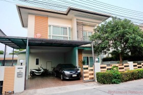 3 Beds House For Rent In East Pattaya - Patta Village